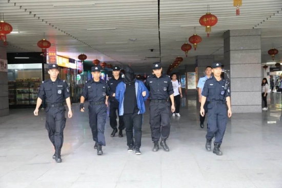 品牌機(jī)油代理商