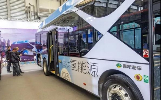 到2020年燃料電池汽車在公共服務(wù)領(lǐng)域的示范應(yīng)用要達(dá)到5000輛的規(guī)模