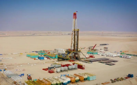 ADNOC一直與國際石油公司合作，以幫助提高其石油生產(chǎn)能力