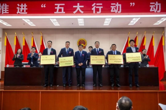 金旺智能董事長(zhǎng)房國(guó)榮榮獲杰出企業(yè)家稱(chēng)號(hào)
