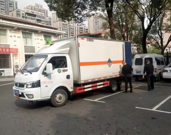 湖南石門縣查處一起非法收購廢機(jī)油案件